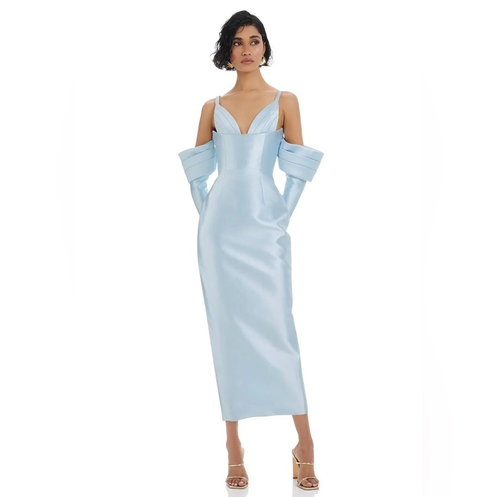 Elegant Blue Midi Dress